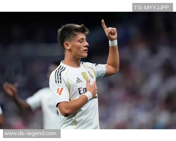 马卡评论皇马近期表现混乱阿隆索面临艰巨建队任务挑战